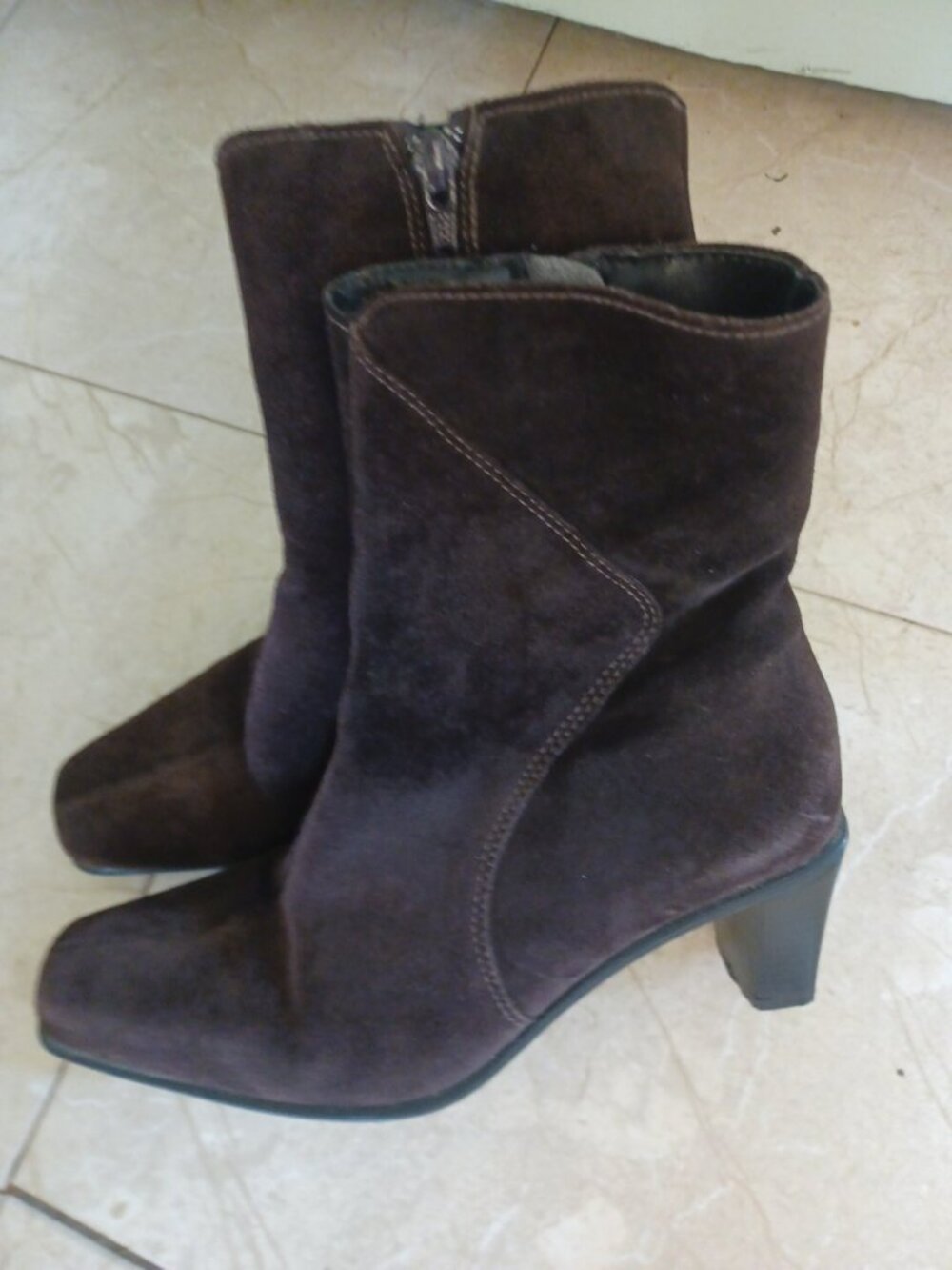 La Canadienne Suede Boots Women 61/2 M